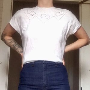 Vintage white linen top with flora embroidery